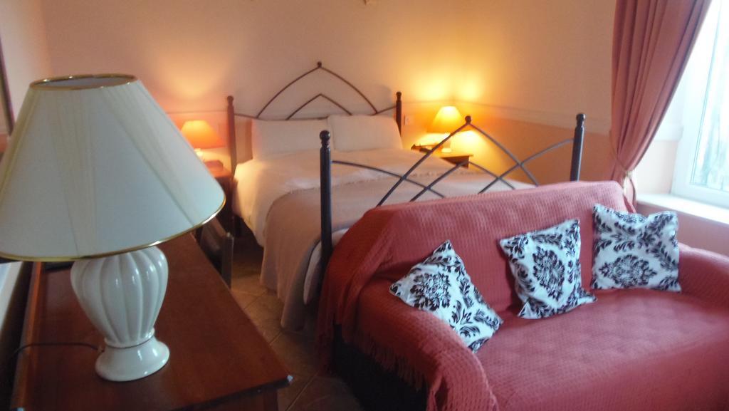 Caheroyn House Athenry Chambre photo
