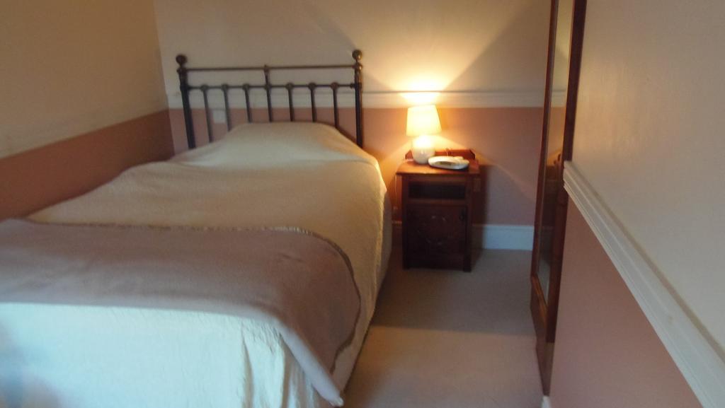 Caheroyn House Athenry Extérieur photo