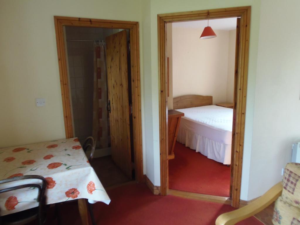 Caheroyn House Athenry Extérieur photo